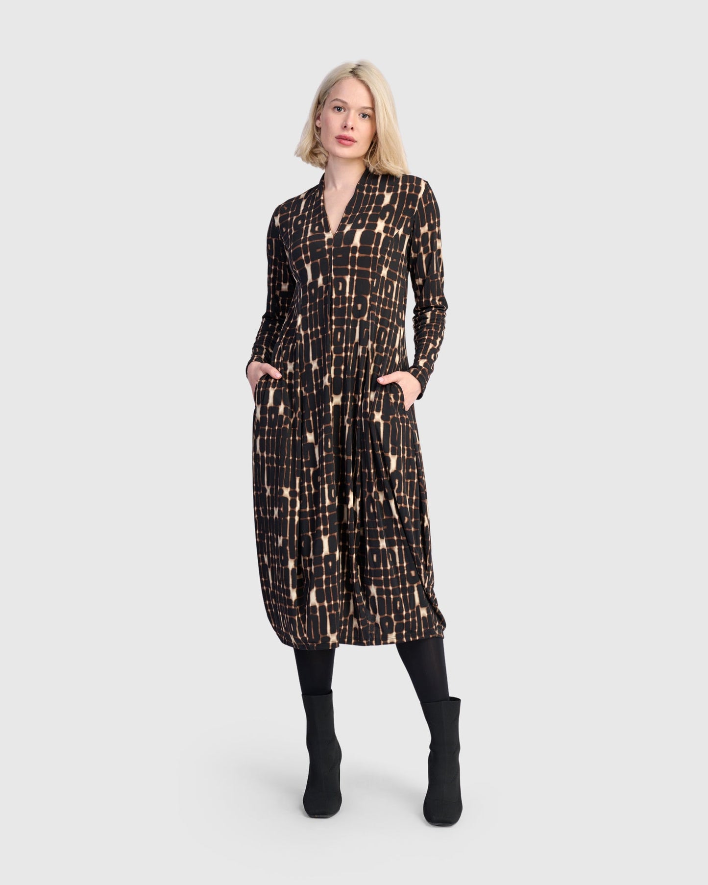 Neura Cocoon Dress, Matrix