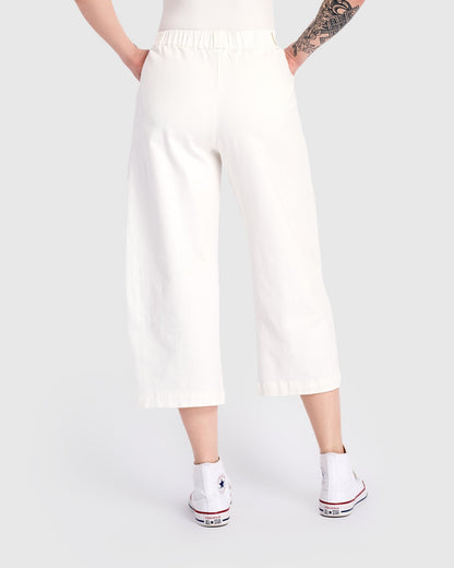 Twill Palma Capri Pants, White