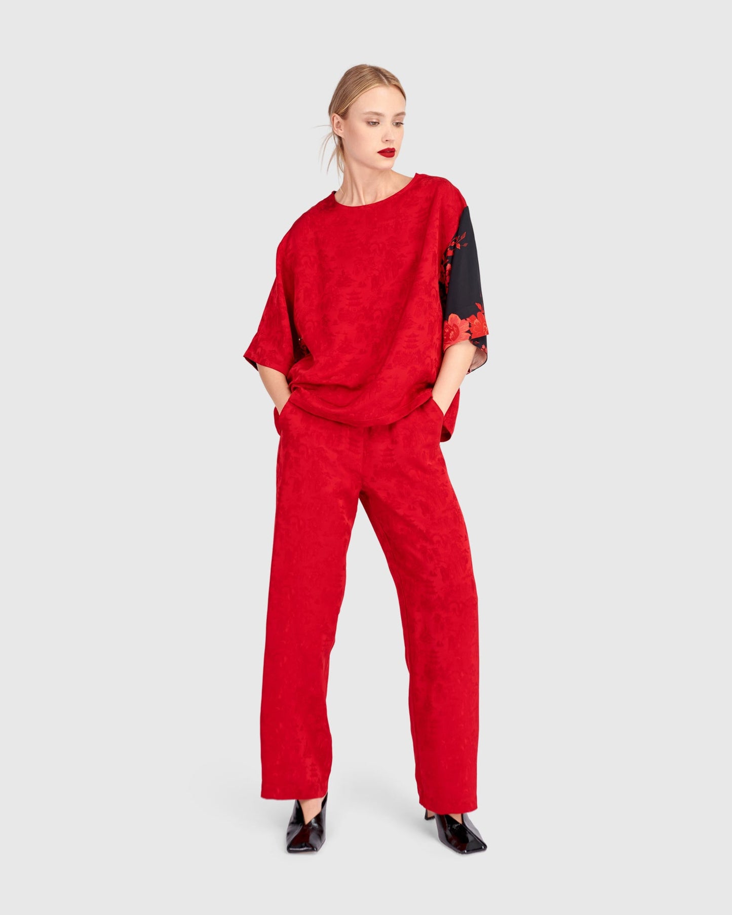 Sabi Straight Pants, Red Jacquard