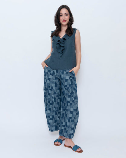 Blueberry Wave Neck Sleeveless Top, Navy